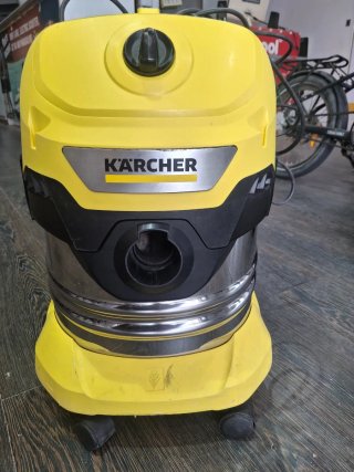 Aspiradora Kärcher WD 4 S