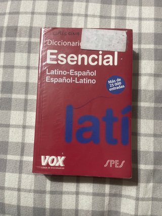 Diccionario Esencial Latino. Latino-Español/ Es...