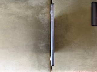 MacBook Air M2 13,6” 2022 – 8 GB RAM / 256 GB SSD