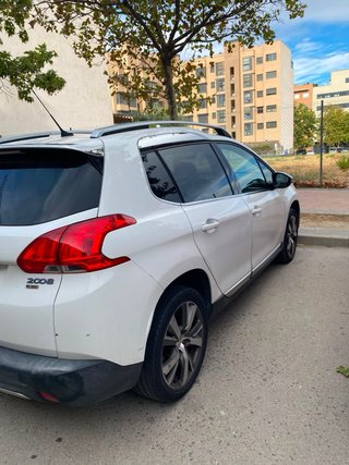 Peugeot 2008 2015