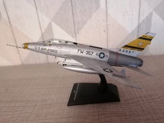 Avión F-100D Super Sabre USA