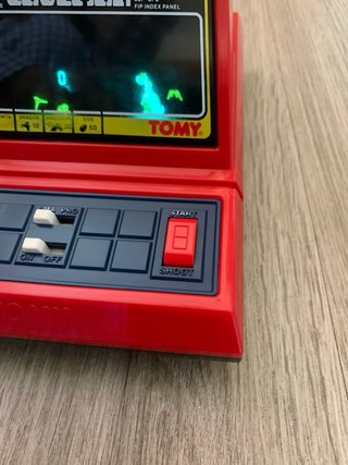 Maquinita Tomy Caveman 1982