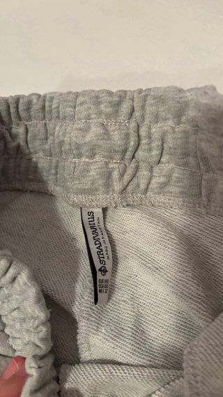 Pantalón de chándal Stradivarius gris
