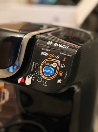 Cafetera Tassimo Bosch Negra