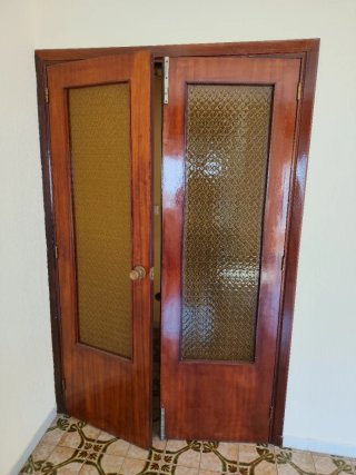 Puertas de madera con cristal