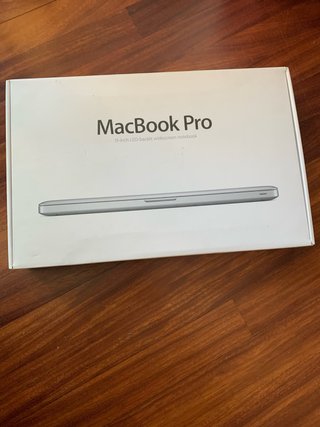 Caja MacBook Pro 15 LED