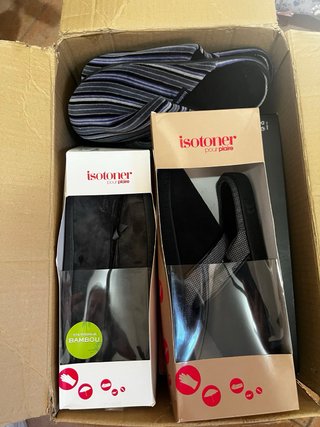 Lote medias, pijamas, zapatillas...