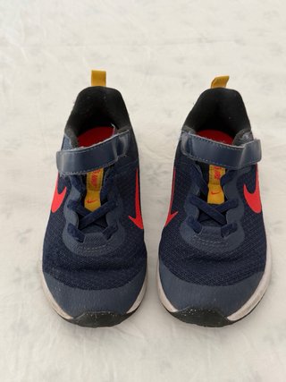Lote 10 pares calzado infantil para 4-6 años