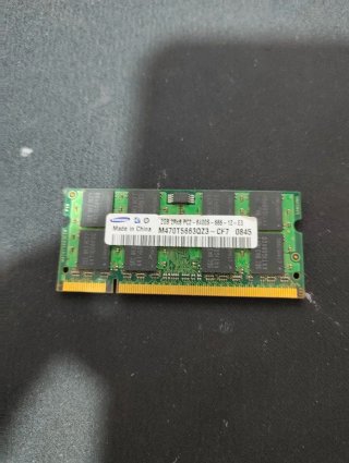 Samsung 2GB DDR2 PC2-6400S Portátil