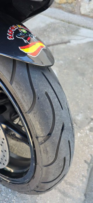Suzuki GSXR 1000 K5 Negra 180cv