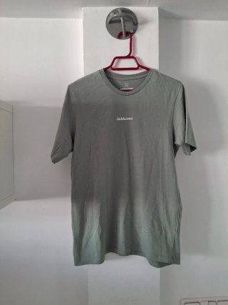 Camiseta Jack & Jones verde 16 años
