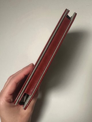 Custodia Kindle 6" marrone con design