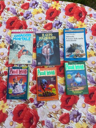 Lotto Libri Ragazzi: Piccoli Brividi R. L. Stine,