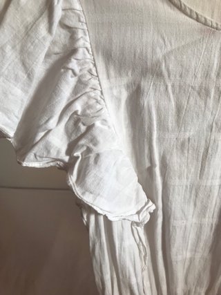 Lote de 3 vestidos (rojo y blancos)