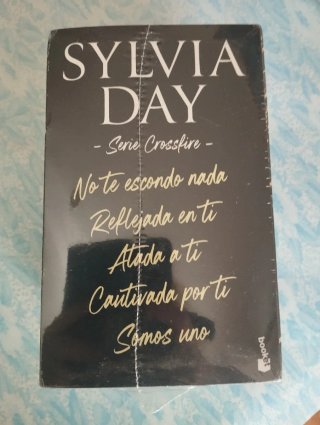 Estuche Serie Crossfire Sylvia Day.