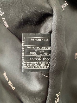 Chaqueta de piel negra Talla 56