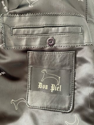 Chaqueta de piel negra Talla 56