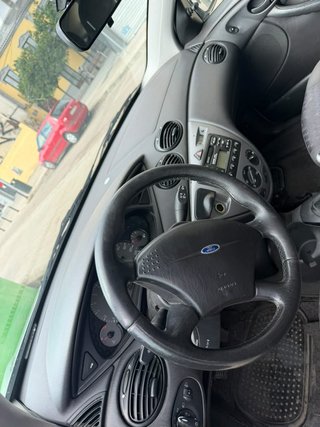 Ford Focus 2001