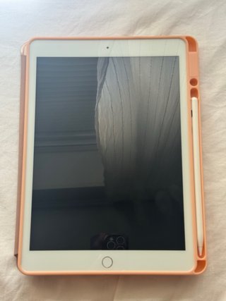 iPad 7ª Gen Rosa con Funda
