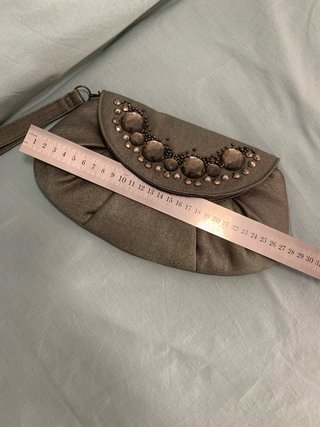 Bolso de fiesta beige y dorado