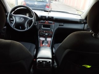Mercedes-Benz Clase C 2006
