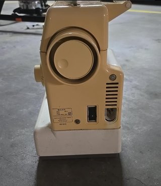 Máquina de coser Singer 4818C Vintage