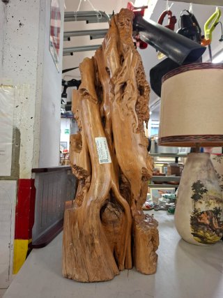 Statua Divinità Orientale Intagliata Legno