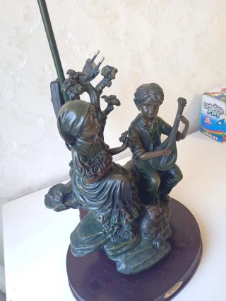 Lámpara de mesa vintage niños música