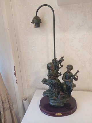 Lámpara de mesa vintage niños música