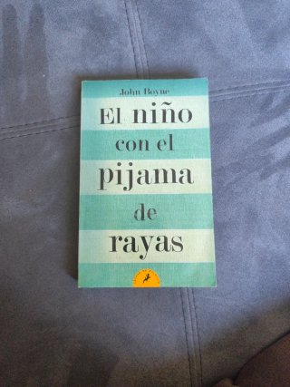 El niño con el pijama de rayas/ The Boy in the ...