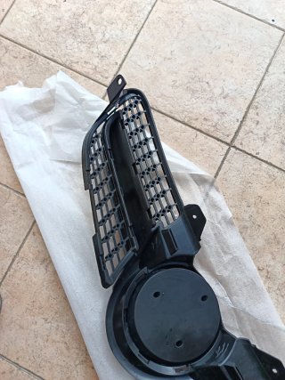 Parrilla Diamantes Negro Brillo Mercedes SLK R171