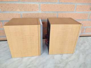 Altavoces Sanyo 20W 6 Ohmios