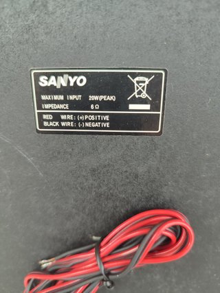 Altavoces Sanyo 20W 6 Ohmios
