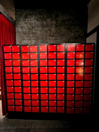 Taquillas rojas
