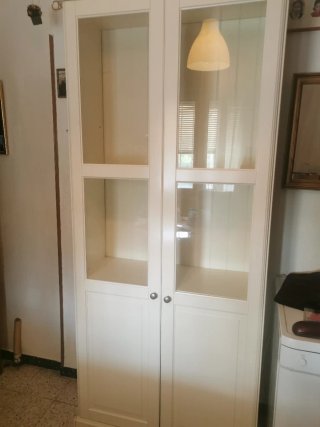 Vitrina Ikea Liatorp Cristal y Madera