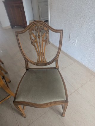 Mesa de comedor grande de madera y 8 sillas