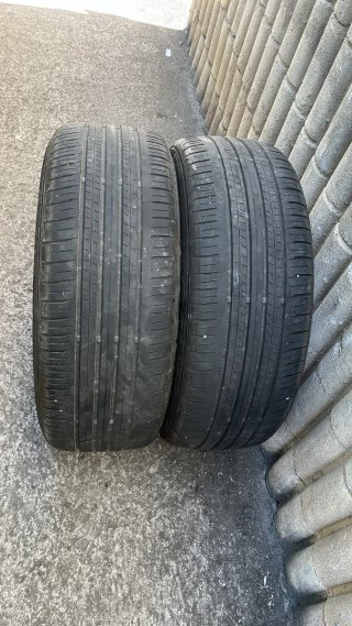 Neumático de coche