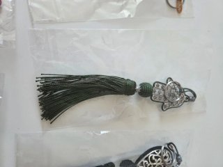 Llaveros artesanales con abalorios