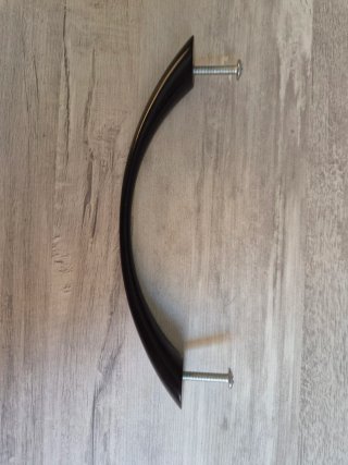 Tiradores negros para muebles