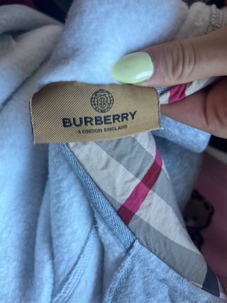 Chaqueta Burberry Gris con Capucha