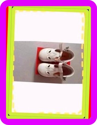 Kickers  B.Tupy  in  vera pelle  di  vitello colore  bianco  taglia  24 da bambina