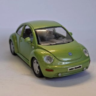 Maisto VW New Beetle 1:37 Verde Metalizado