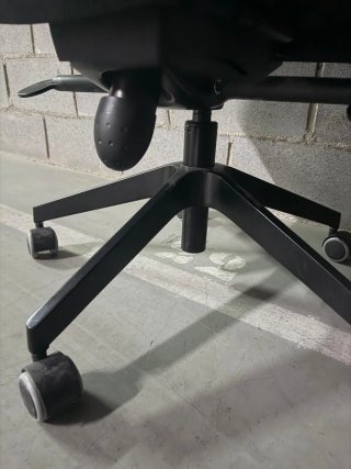 Silla de oficina Markus Ikea Negra