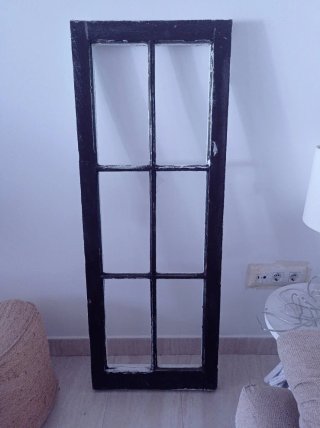 Ventana antigua decorativa