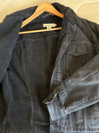 Chaqueta vaquera H&M negra forrada