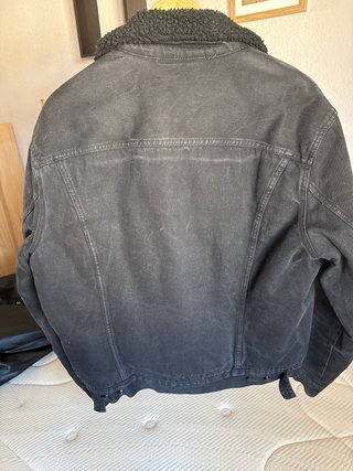 Chaqueta vaquera H&M negra forrada