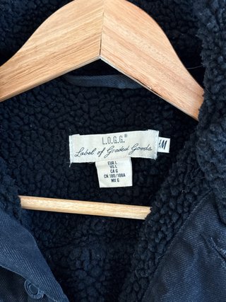 Chaqueta vaquera H&M negra forrada