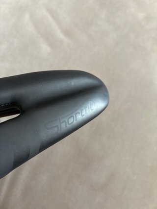 Sillín Selle San Marco Negro 140 mm railes de Carb