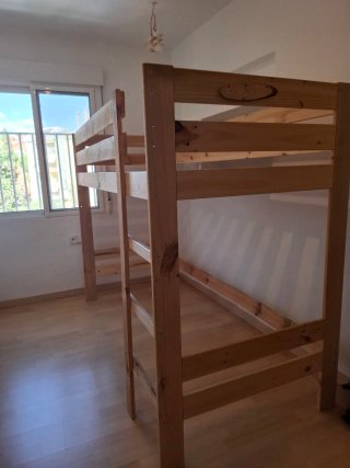 Cama alta pino macizo 90x190
