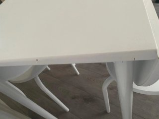 Mesa y 2 sillas cocina blanca